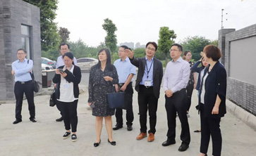 中国农业银行总行一行参观成都JN江南体育
